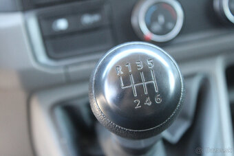 MAN TGE 2,0TDI L4H2, ODPRUŽENÉ SEDADLO ŘIDIČE - 12