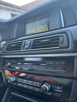 BMW 520 xDrive AT - 12