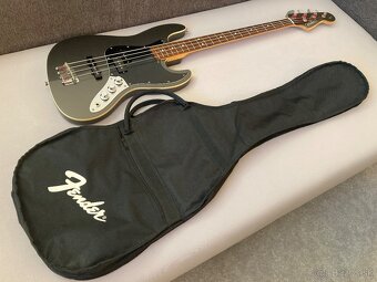Fender Aerodyne Jazz bass - 12