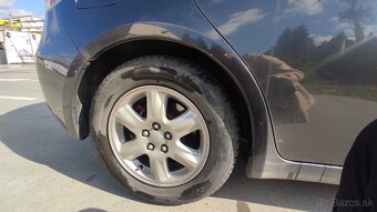 Subaru Impreza 1,5i 4WD Kombi 4x4 - 12