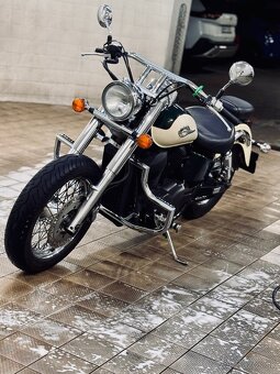 HONDA SHADOW 750 - 12