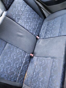 Octavia 1 1,6 74 KW - 12