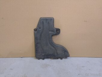 spod kryty podvozku, motora Octavia 3 - 12