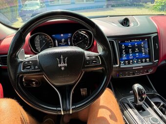 Maserati Levante SQ4 gransport 3.0 V6 316kw 430hp, rv2020 - 12