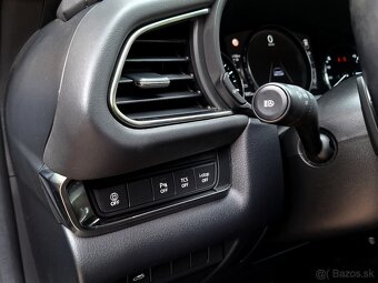 Mazda CX-30 ,2,0 benzín  AUTOMAT - 12