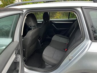 Škoda Octavia Combi 1.6 TDI Elegance - 12