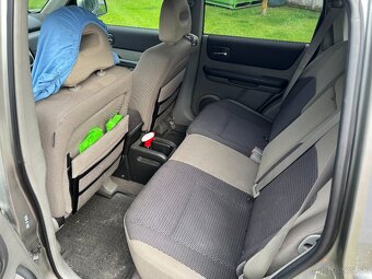 Nissan X-Trail (T30) 2.2 dCi, 100kW - Diesel - 12