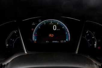 Honda Civic 1.5 DOHC VTEC Turbo Executive, 134kW (2017) - 12