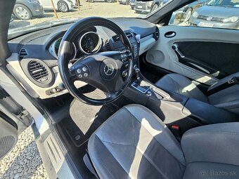 Mercedes-Benz SLK 350 A/T AMG - 12