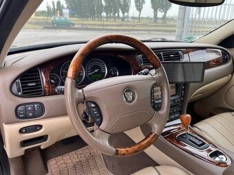 Jaguar S-Type 2.7 V6 Classic A/T - 12