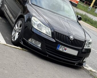 SKODA OCTAVIA SPOJLER LIPKO SPLITER POD PREDNY NARAZNIK - 12