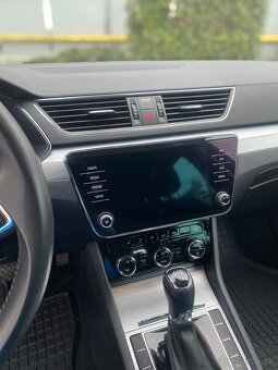 Škoda superb combi 3fl 2022 2.0TDI SCR DSG - 12