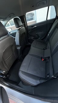Opel Astra K - 12
