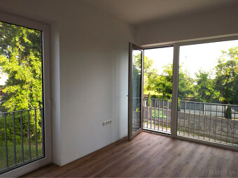 SENEC – SLNEČNÉ JAZERÁ JUH – NA PREDAJ – novostavba 3 izbové - 12