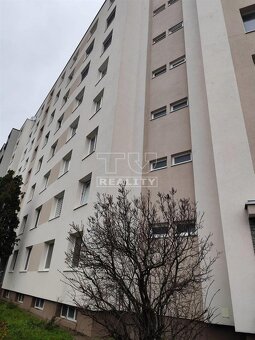 Krásne zrekonštruovaný 4-izbový byt s panoramatickým... - 12