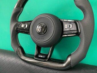 VOLKSWAGEN VOLANT KARBON - PERFOROVANA KOŽA - BIELE ŠITIE - 12