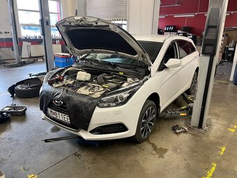 Hyundai i40 CW - 12