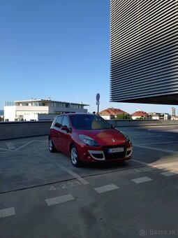 Renault Scenic 3 1.5dci - 12