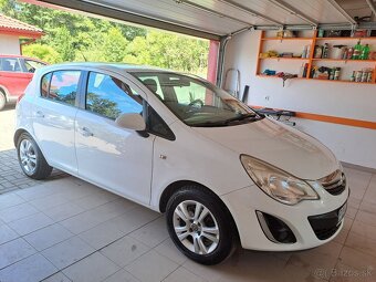 Opel Corsa 1.2 - 12