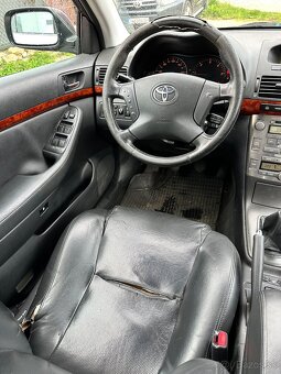 Rozpredam Avensis 2003-2008 5D 2.0 diesel 85kw - 12