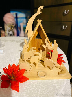 starý drevený betlehém - 12