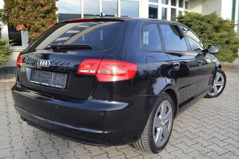 AUDI A3 2.0 TDI, R. 2011, TEMPOMAT, ELEKTRÓNY R17, BIXENÓNY - 12
