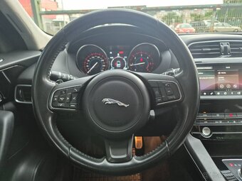 Jaguar F-Pace 2.0D I4 180k Pure AWD A/T - 12