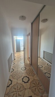 Rodinný dom na predaj, v tichej a obľúbenej lokalite Stráne - 12