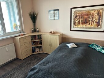 3 izbový byt na začiatku Petržalky, pri električke - 12