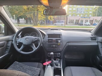 Mercedes-Benz C200 CDI - 12