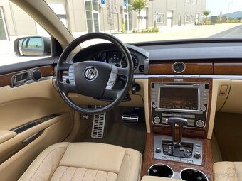 Volkswagen Phaeton 3.0 TDI V6 240k TipTronic 4-Motion - 12