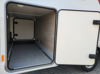 nový karavan Bürstner Lineo T 690G 4-miestny - 12