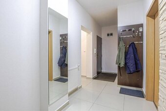 ALL INCLUSIVE | NA PREDAJ VEĽKOMETRÁŽNY 3 IZBOVÝ BYT , DUNAJ - 12