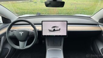 Tesla Model 3 Standard Range RWD 2023 - 12