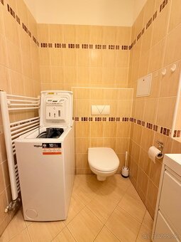 ČIASTOČNE ZARIADENÝ 2izb. BYT S BALKÓNOM, NERUDOVÁ ULICA - 12