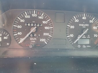 Audi 100 c3 doutník sedan 5V 2.3 benzín - 12
