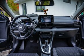 Toyota Yaris 1.5 Hybrid e-CVT Comfort Style Tech - 12