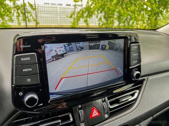 Možný odpočet DPH - Hyundai i30 CW Kombi 1.5 T-GDi - 12