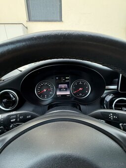 Mercedes Benz c 300 hybrid - 12