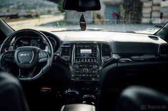 JEEP GRAND CHEROKEE SRT 6.4 HEMI V8 - 12