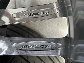 Originálné alu kolesa R18 Volkswagen Golf VII - 12