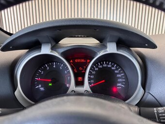 Nissan Juke 1.6 Benzín automat 2016 - 12