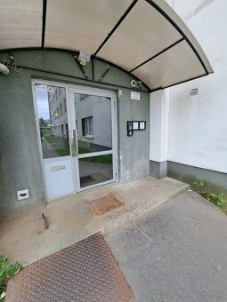 Prenajmem 1,5 izbový byt Terasa - 12