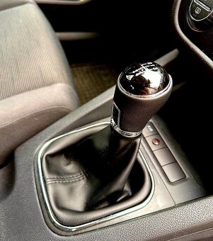 Predám VW Golf V Slovenské auto - 12