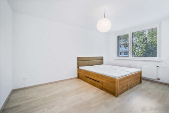 🏡 4-izbový byt po rekonštrukcii na Brodskej ulici | Karlova  - 12