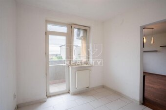 TUreality ponúka na predaj 2 izbový byt v staršej... - 12