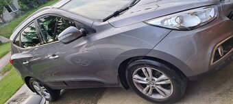 Hyundai ix35 - 12