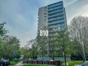 Lúčna ulica- Chrenová- 2x balkón- Zariadený- 2-izbový byt - 12