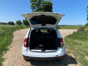 Dacia Duster 1.5 dCi 81kW 4x4 klima 1.maj.,nové ČR, serviska - 12