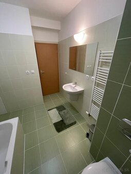 2-izbový, zariadený byt s balkónom v Panoráme - 12